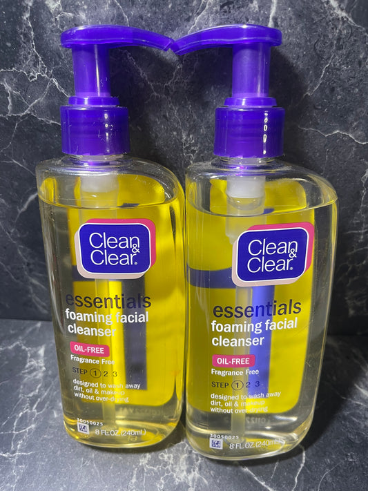 Clean & Clear Essentials Foaming Facial Cleanser OIL FREE 8oz ORIGINAL FORMULA