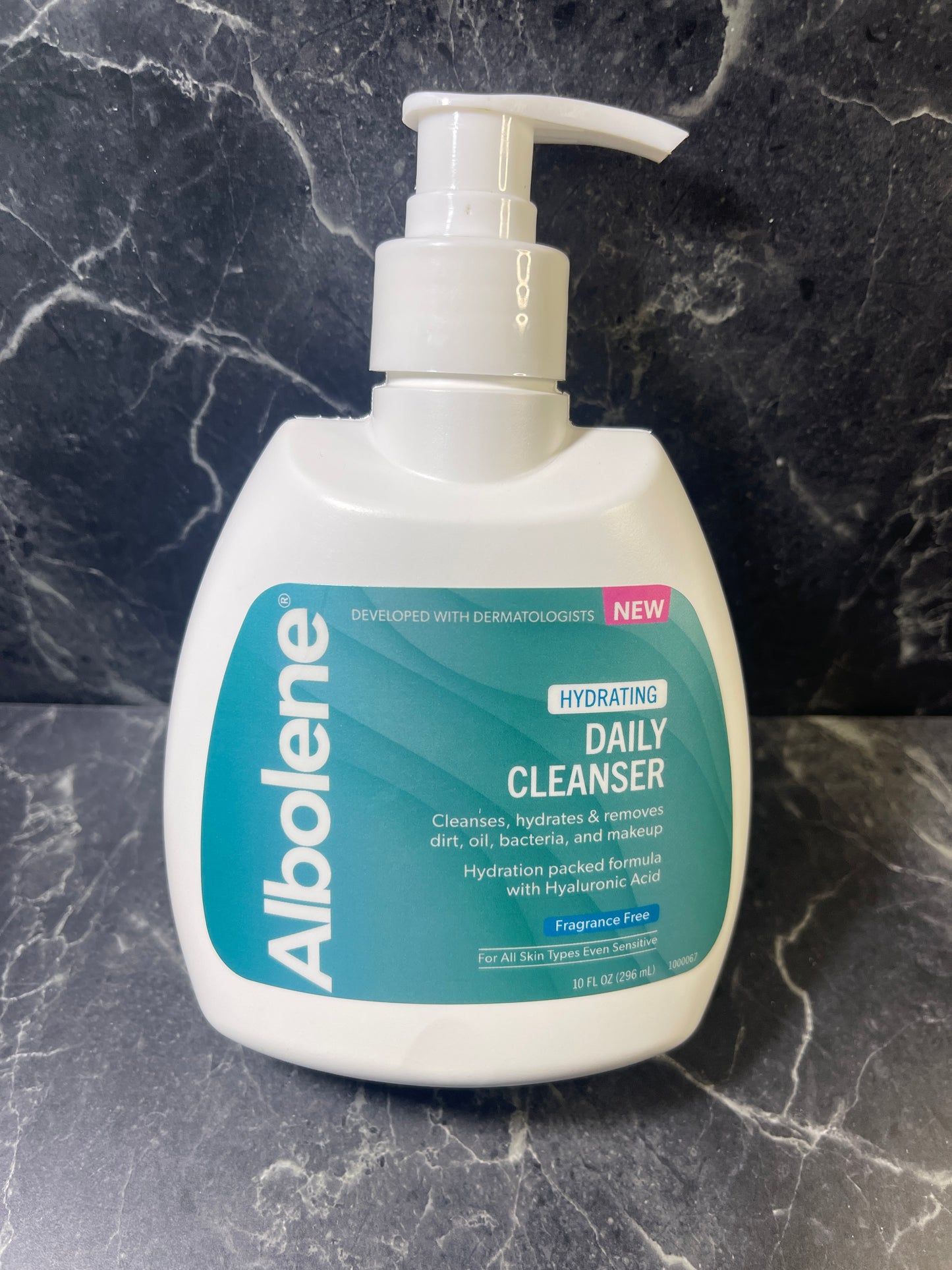 Albolene Hydrating Daily Cleanser 10 oz