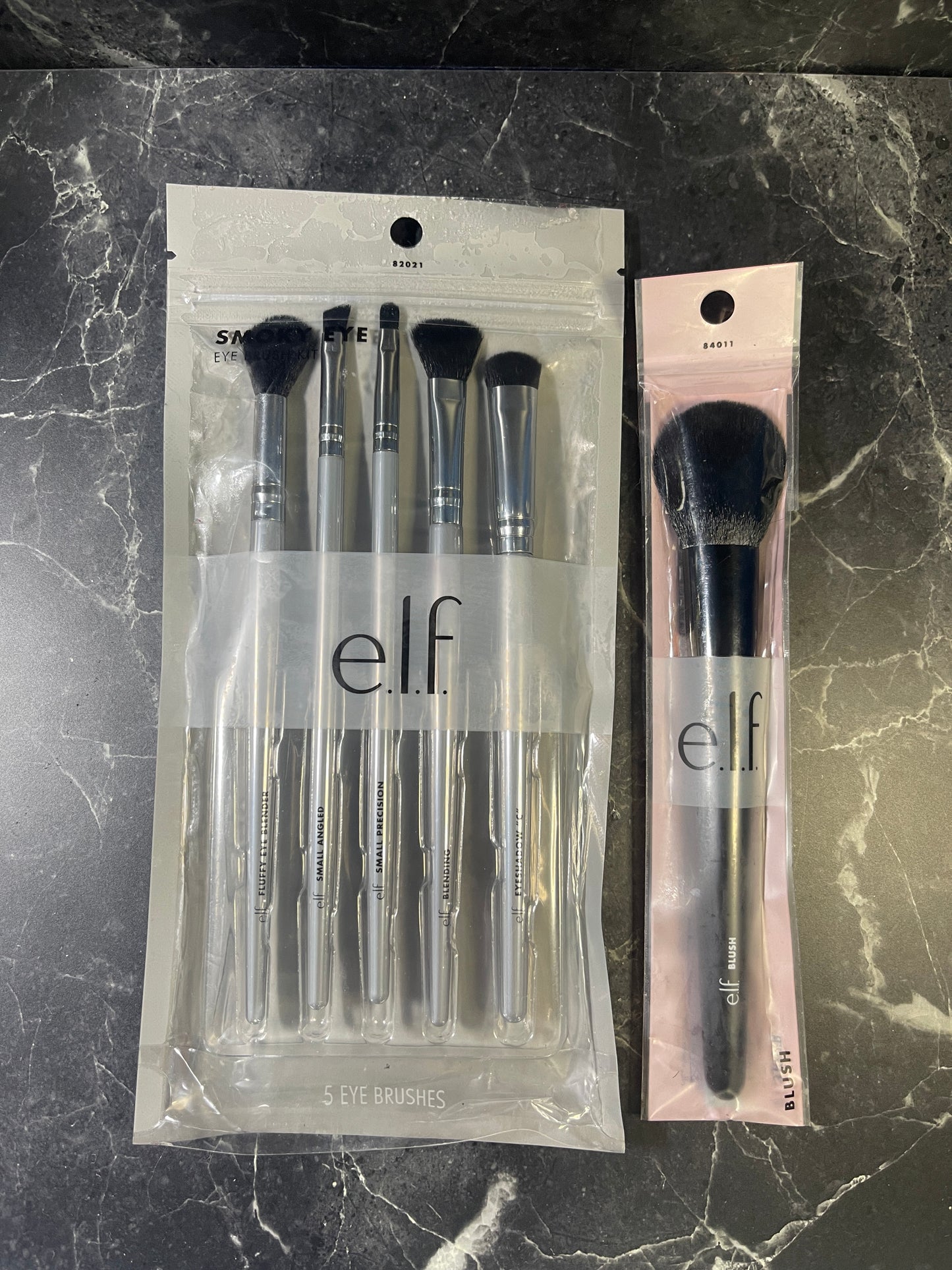 e.l.f. 5 pc Smoky Eye Brush Kit 82021 and Blush Brush 84011