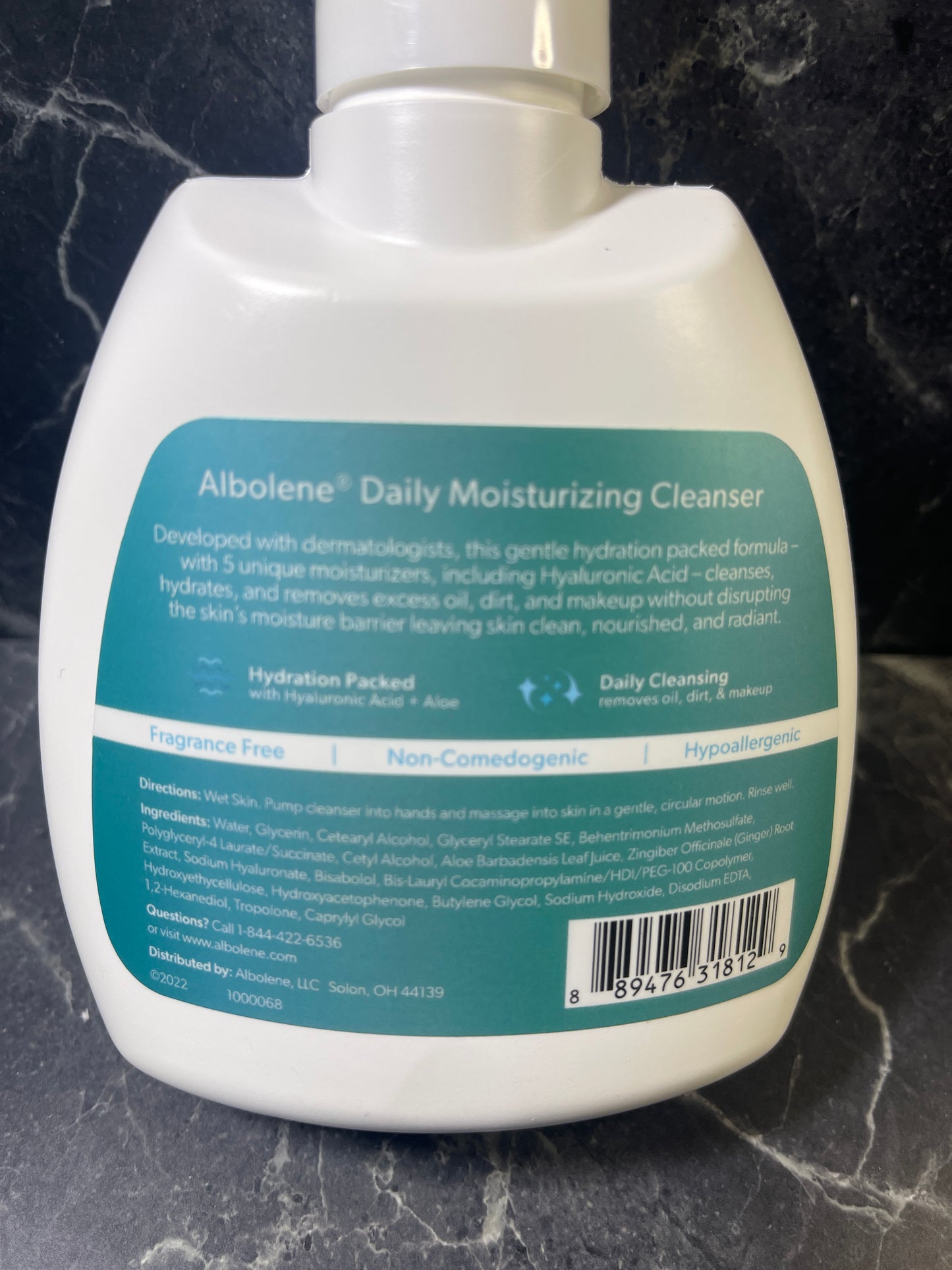 Albolene Hydrating Daily Cleanser 10 oz